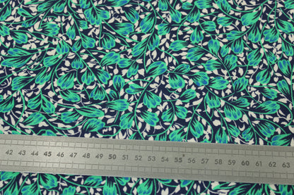 Tissu javanaise de viscose - imprimé fleuri - ton turquoise et bleu - photo 5/5 | So Tissus