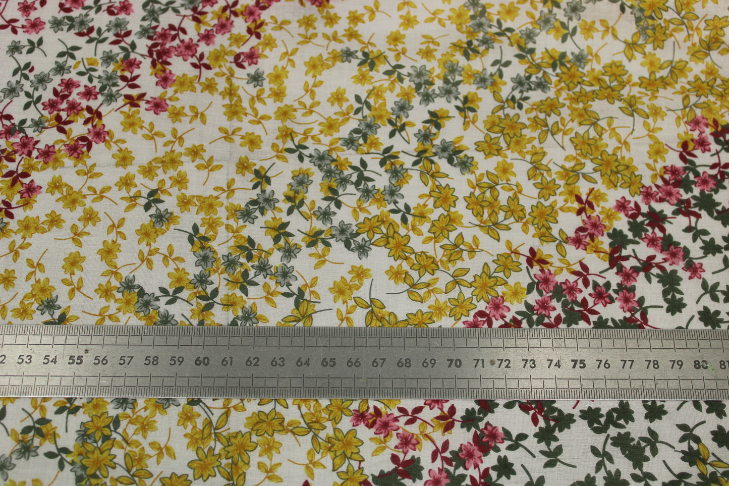 Tissu voile viscose - imprimé fleuri - photo 5/5 | So Tissus