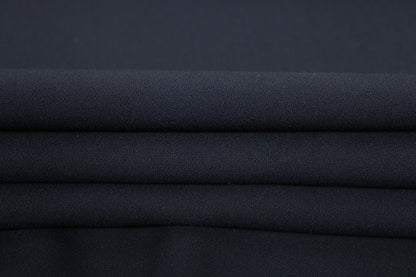 Tissu double crêpe stretch - bleu marine - photo 2/3 | So Tissus