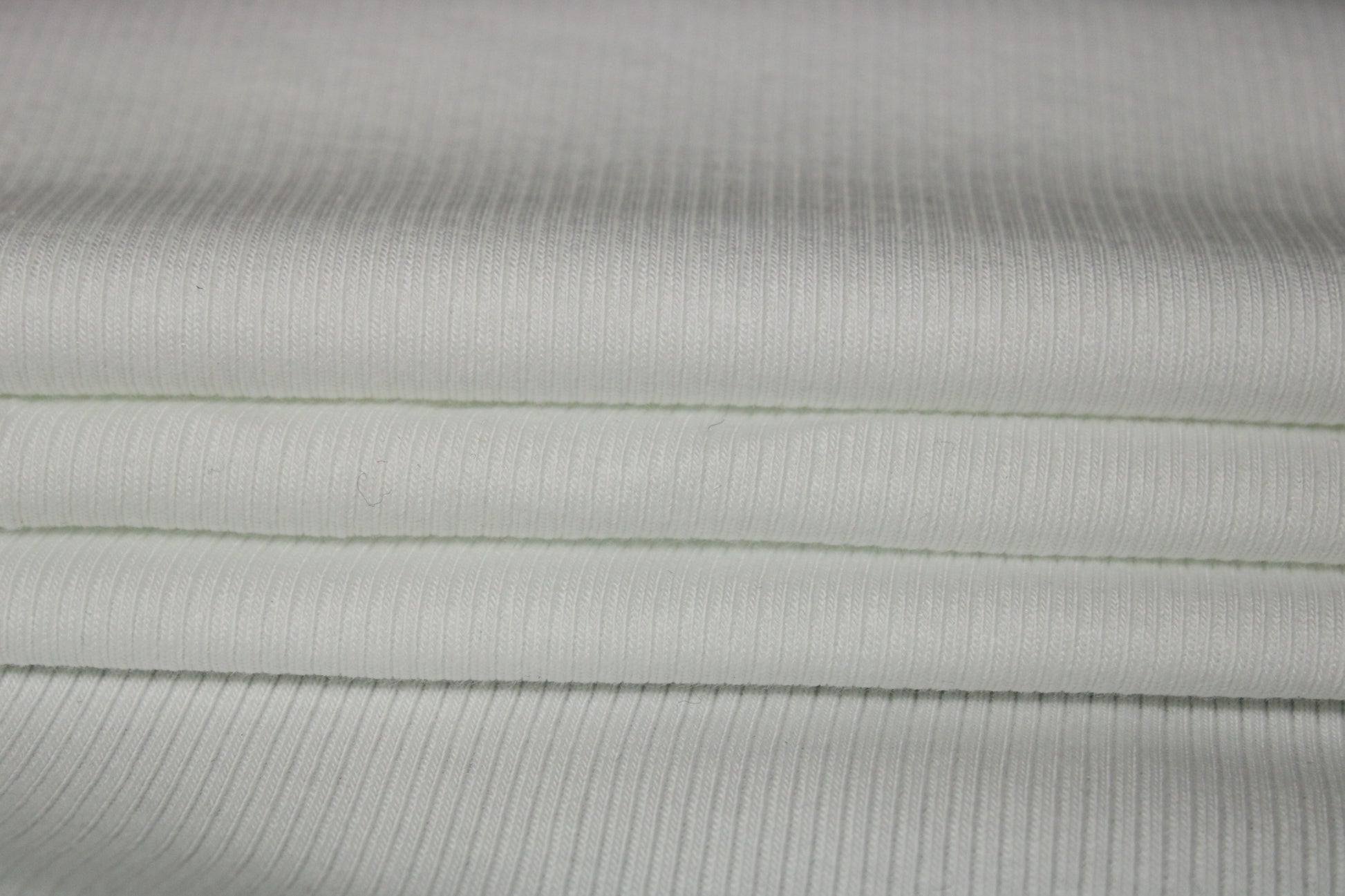 Tissu maille coton côtelé - blanc - photo 2/3 | So Tissus