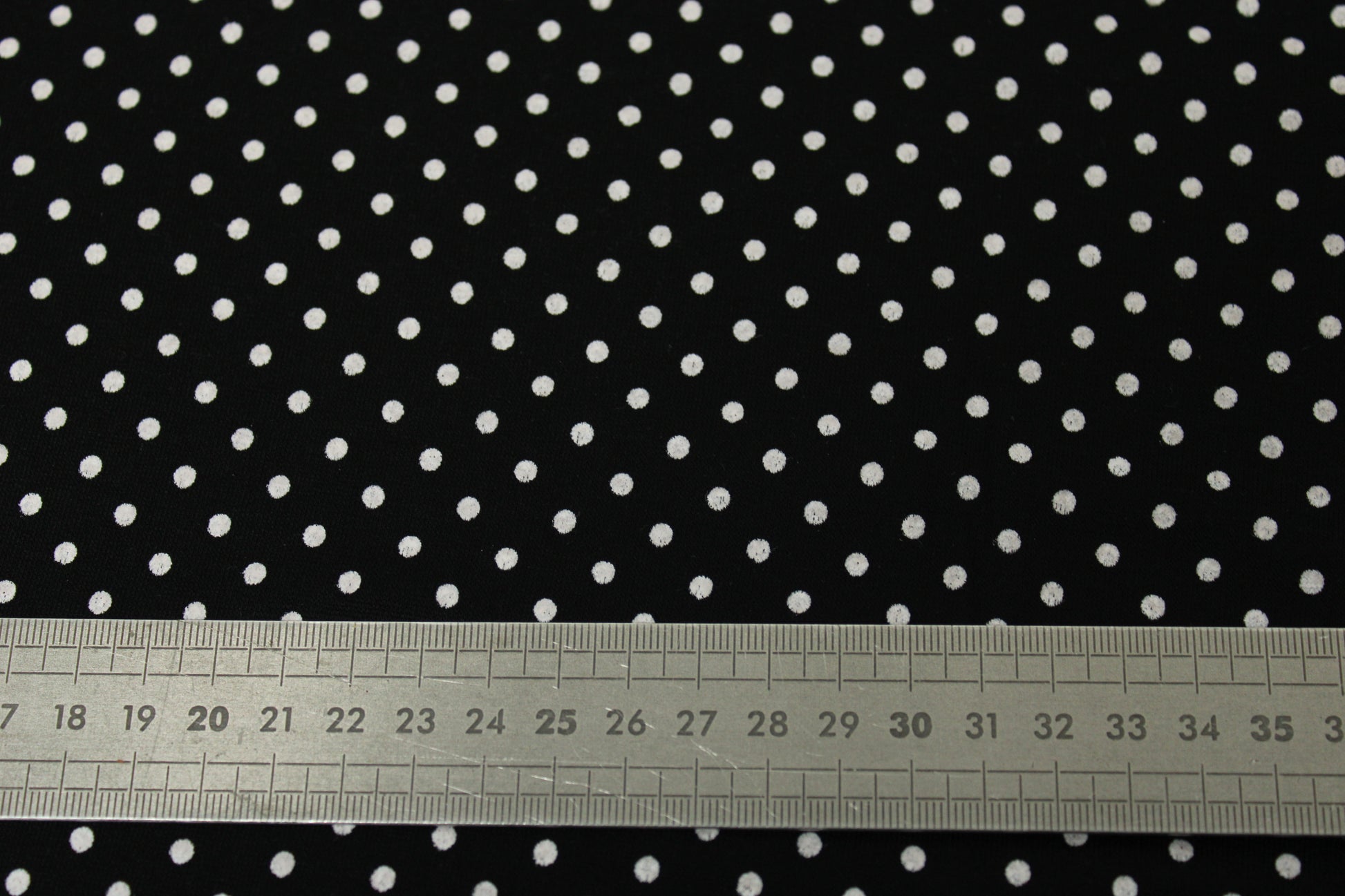 Tissu jersey coton - à pois - noir et blanc - photo 5/5 | So Tissus