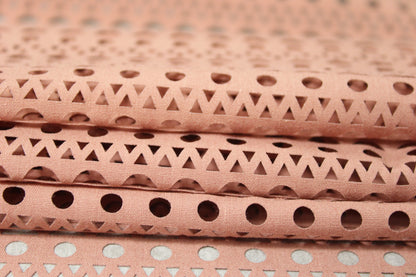 Tissu broderie anglaise au laser - nude - photo 2/5 | So Tissus