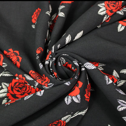 Tissu crêpe viscose - imprimé roses rouges - photo 1/5 | So Tissus