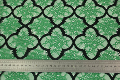 coupon de 3 mètres de dentelle - vert prairie - photo 5/5 | So Tissus