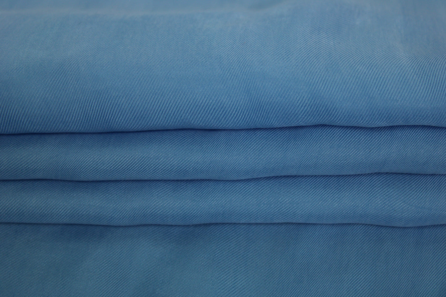 Tissu twill viscose - bleu ciel - photo 2/3 | So Tissus