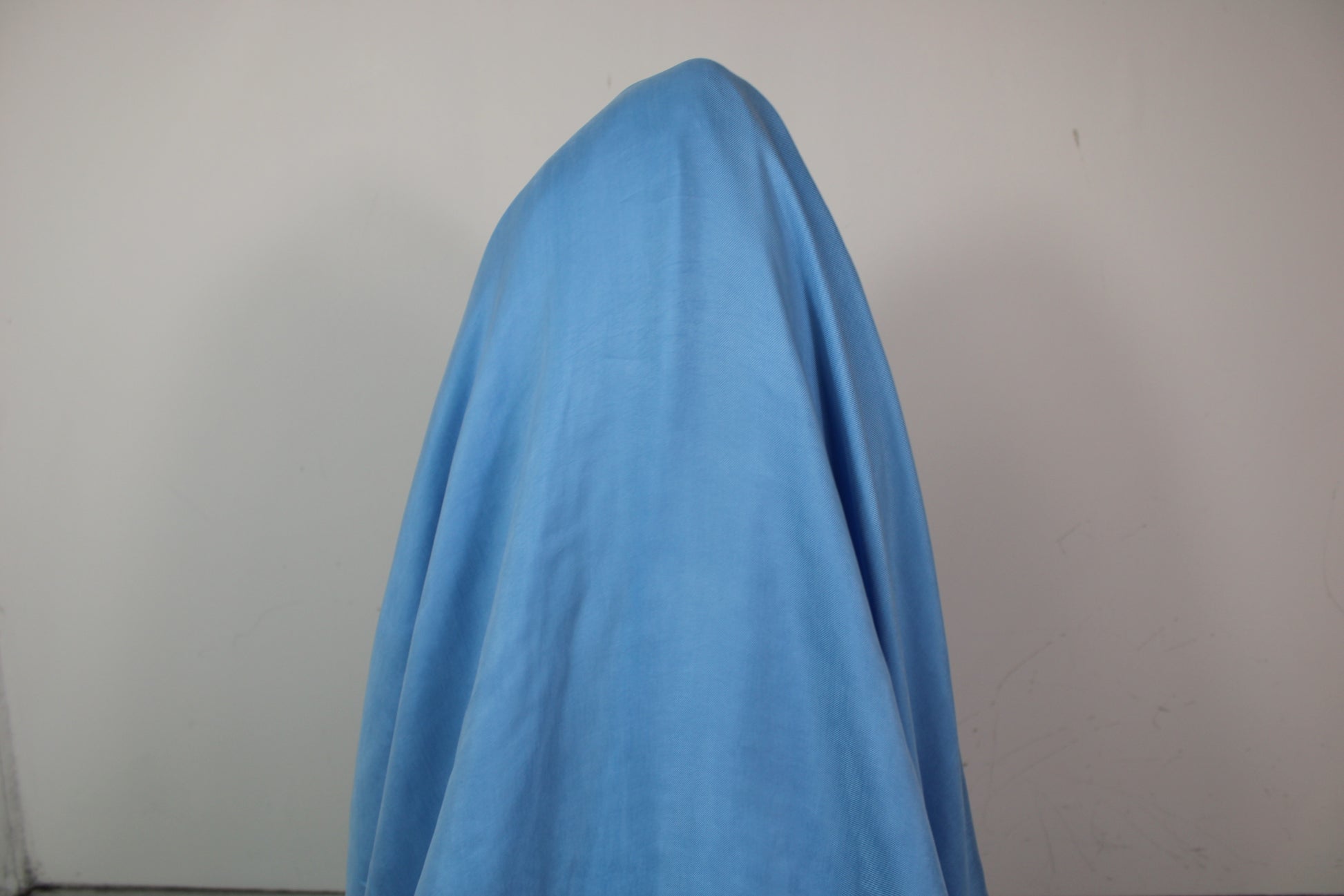 Tissu twill viscose - bleu ciel - photo 3/3 | So Tissus
