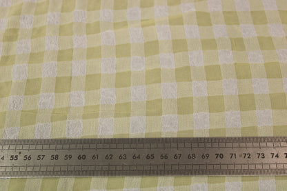 Tissu crêpe stretch gaufré - imprimé vichy - jaune pâle et blanc - photo 4/4 | So Tissus
