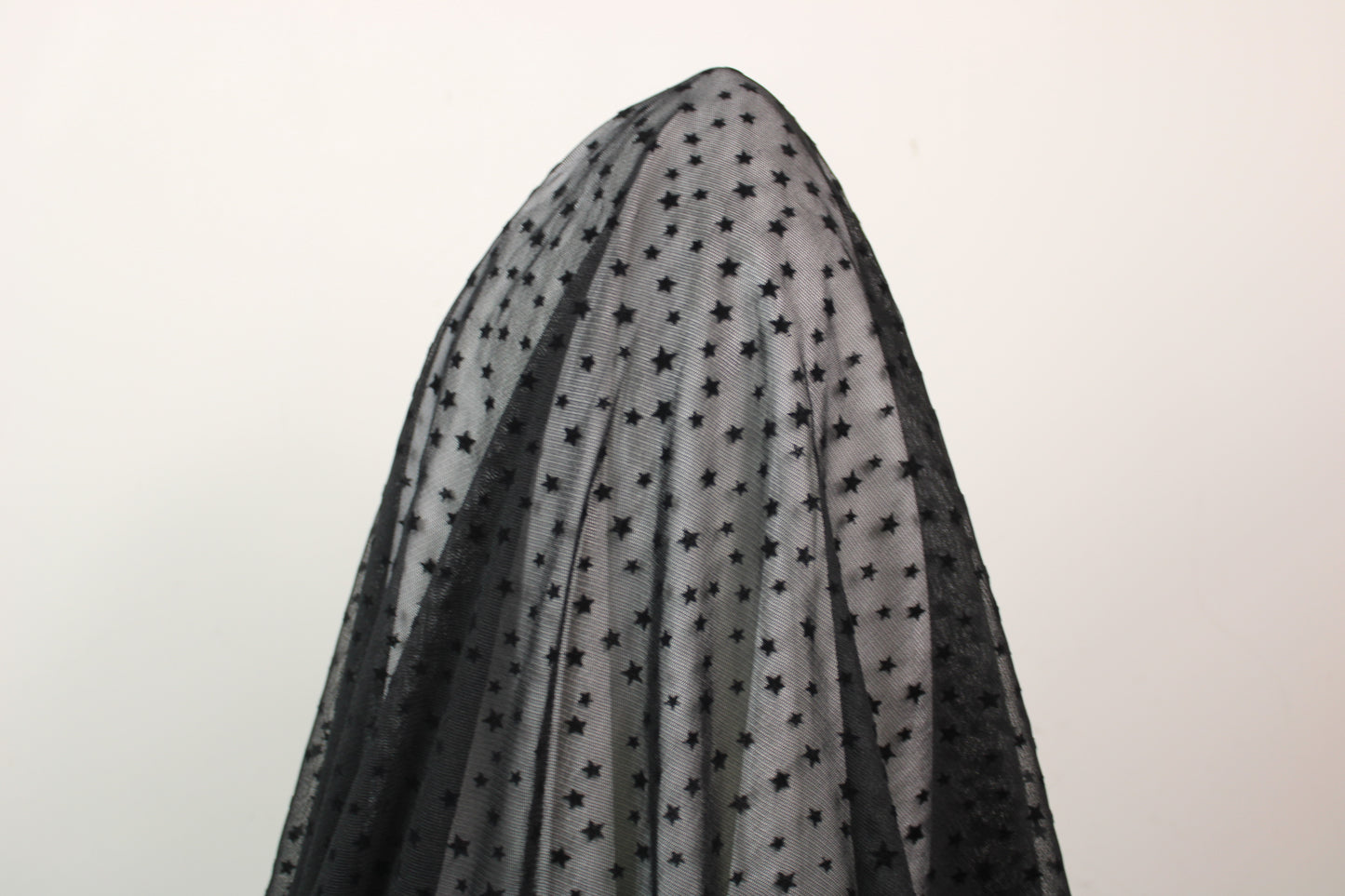 Tissu maille résille motif étoile - noir - photo 3/6 | So Tissus