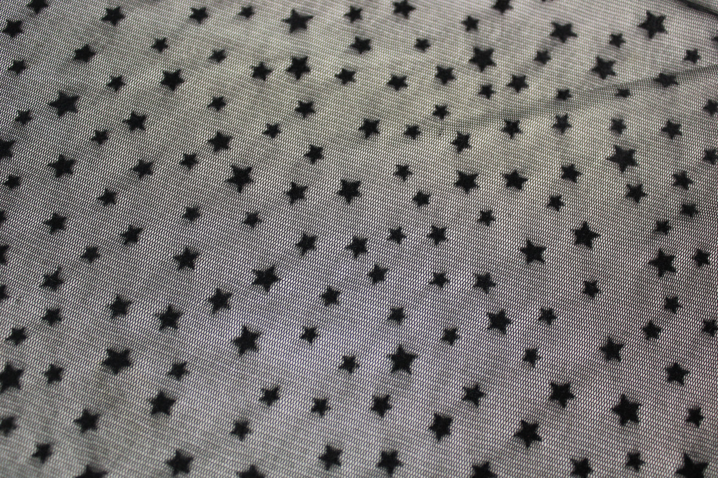 Tissu maille résille motif étoile - noir - photo 4/6 | So Tissus
