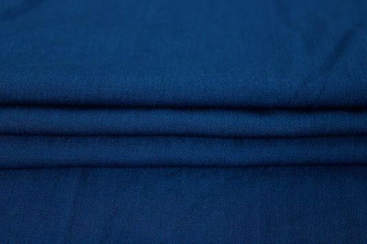 Tissu crêpe viscose - bleu canard - photo 2/3 | So Tissus