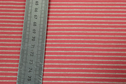 Tissu maille jersey viscose - à rayures - corail, beige et doré - photo 4/4 | So Tissus
