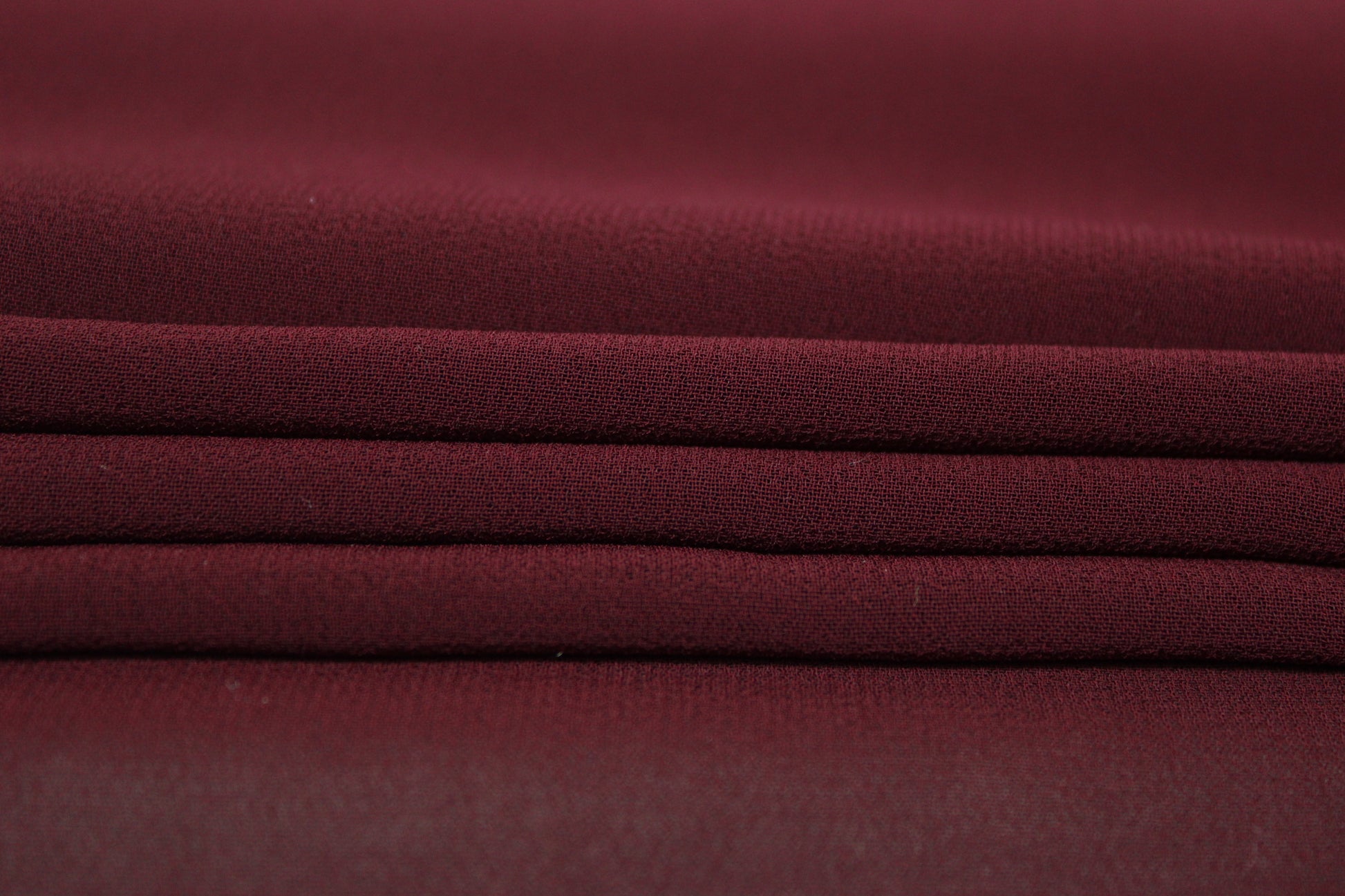 Tissu crêpe georgette  - bordeaux - photo 2/4 | So Tissus
