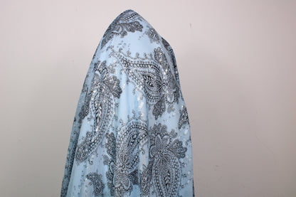 Tissu mousseline de soie- imprimé cachemire - ton bleu ciel et argenté - photo 3/5 | So Tissus