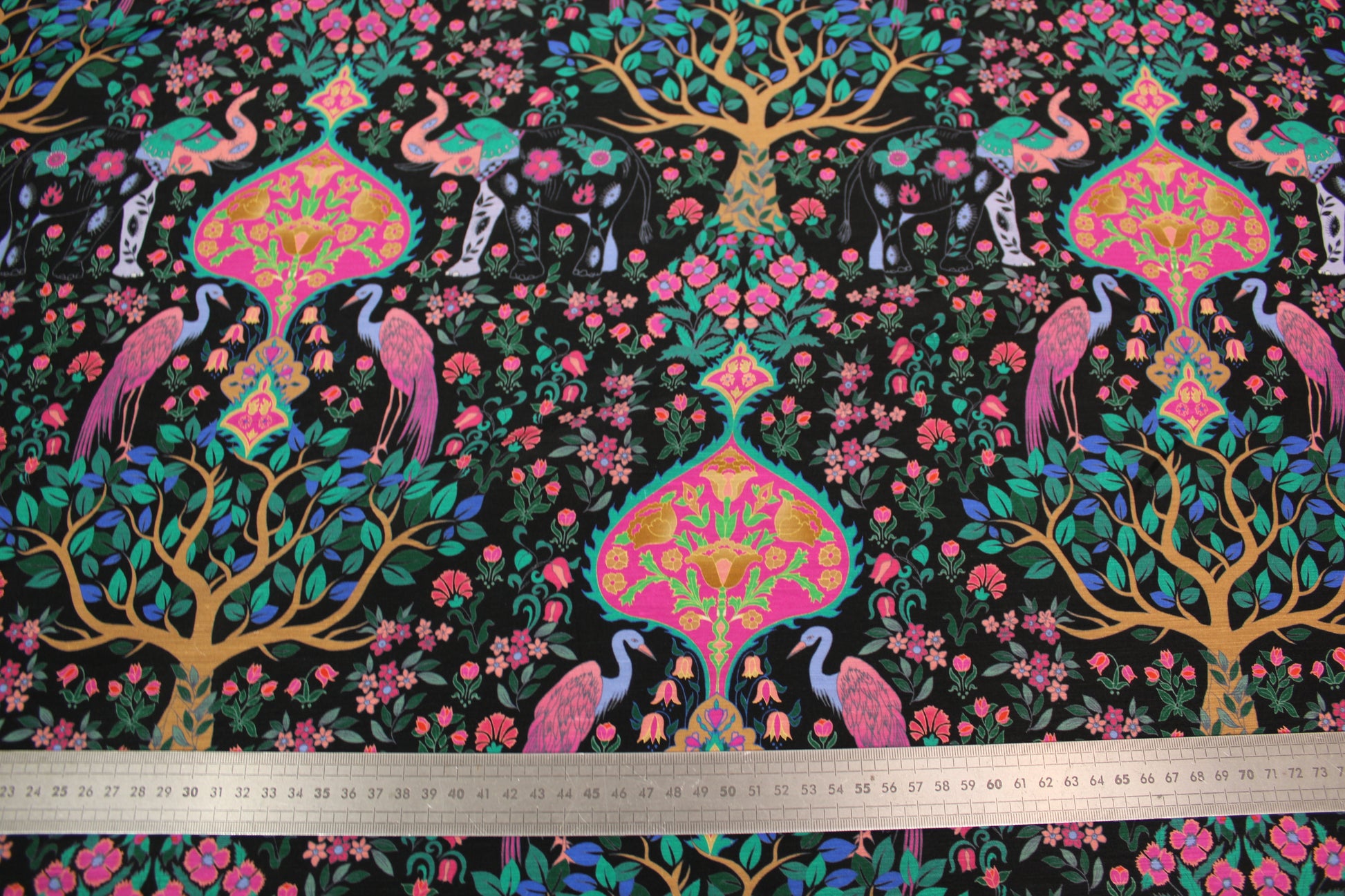 Tissu lin et soie  - imprime paon et éléphant - multicolore - photo 3/4 | So Tissus