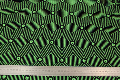 Tissu maille - imprimé géométrique - noir et vert - photo 4/4 | So Tissus