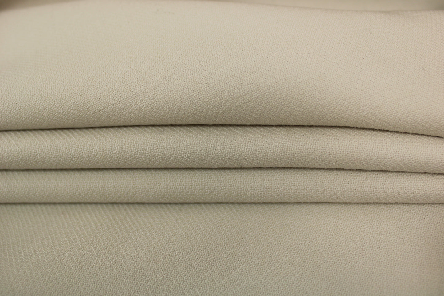 Tissu double crêpe de laine - écru - photo 2/3 | So Tissus