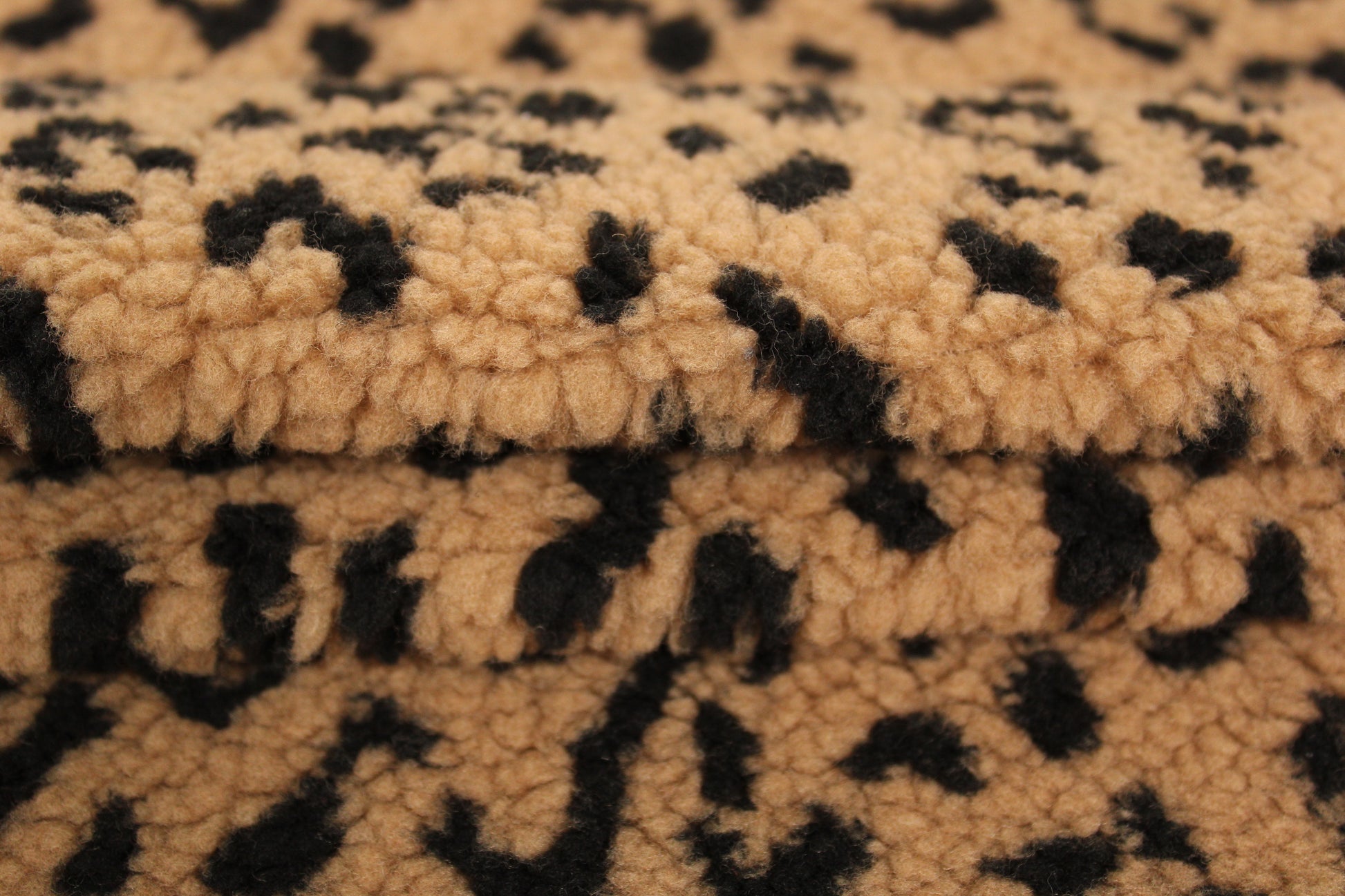 Tissu fausse fourrure  - imprimé tacheté - photo 2/4 | So Tissus