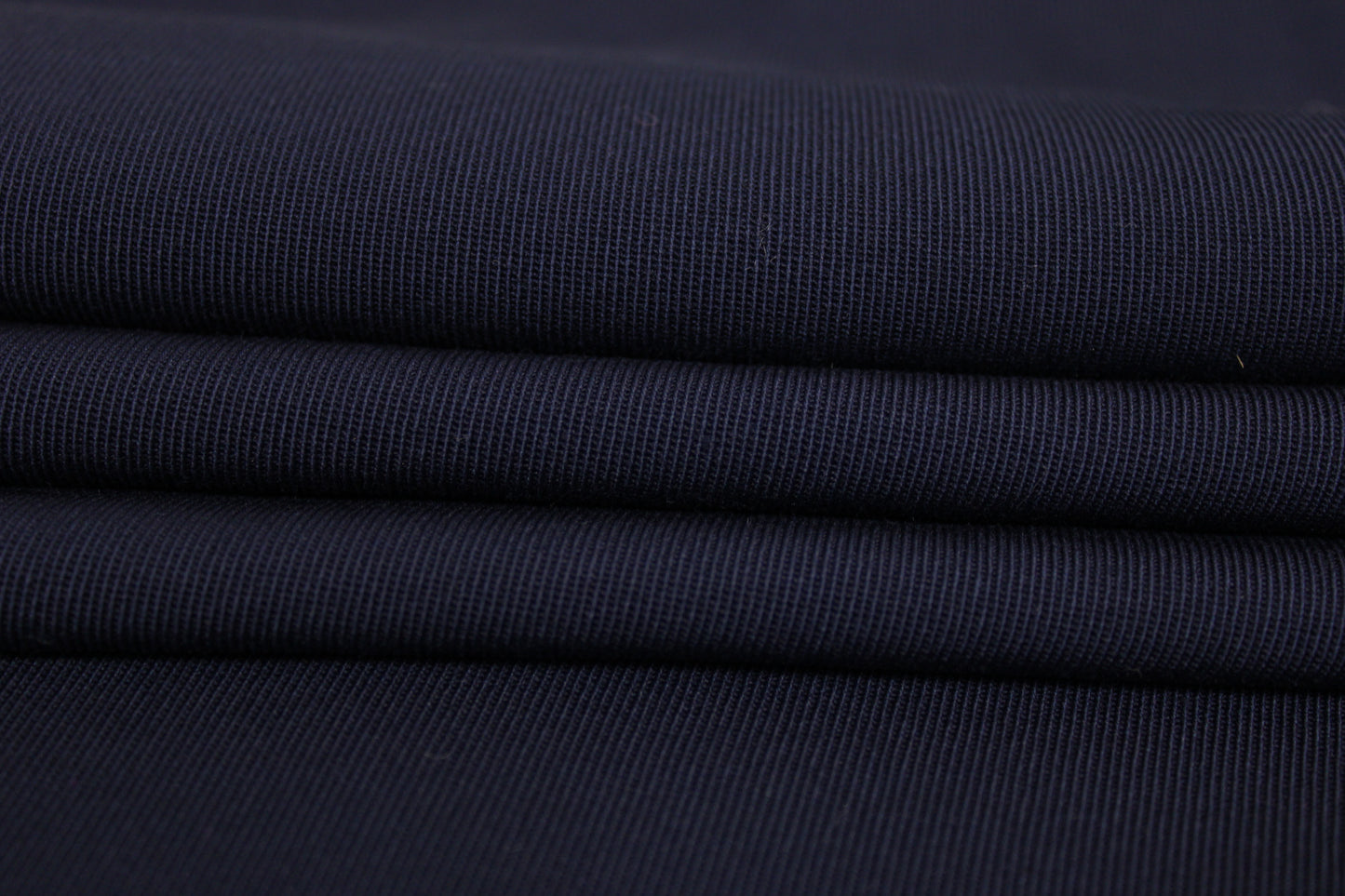 Tissu crêpe de laine - bleu marine - photo 2/3 | So Tissus