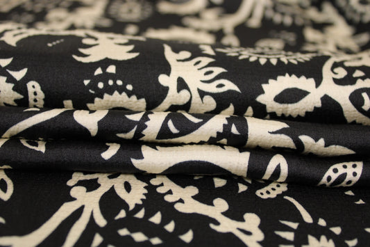 Tissu crêpon viscose satiné- imprimé abstrait - noir et blanc - photo 2/4 | So Tissus