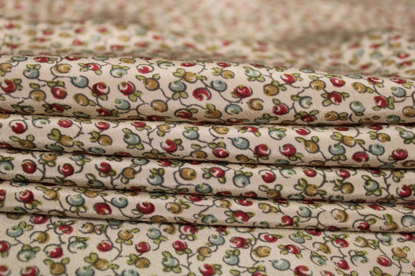 Tissu crêpe de chine 100% soie - imprimé fruits multicolore - photo 2/4 | So Tissus