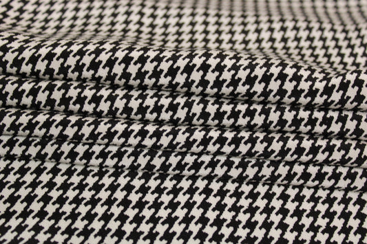 Tissu crêpe de chine 100% soie - imprimé pied de poule  - noir et blanc - photo 2/4 | So Tissus