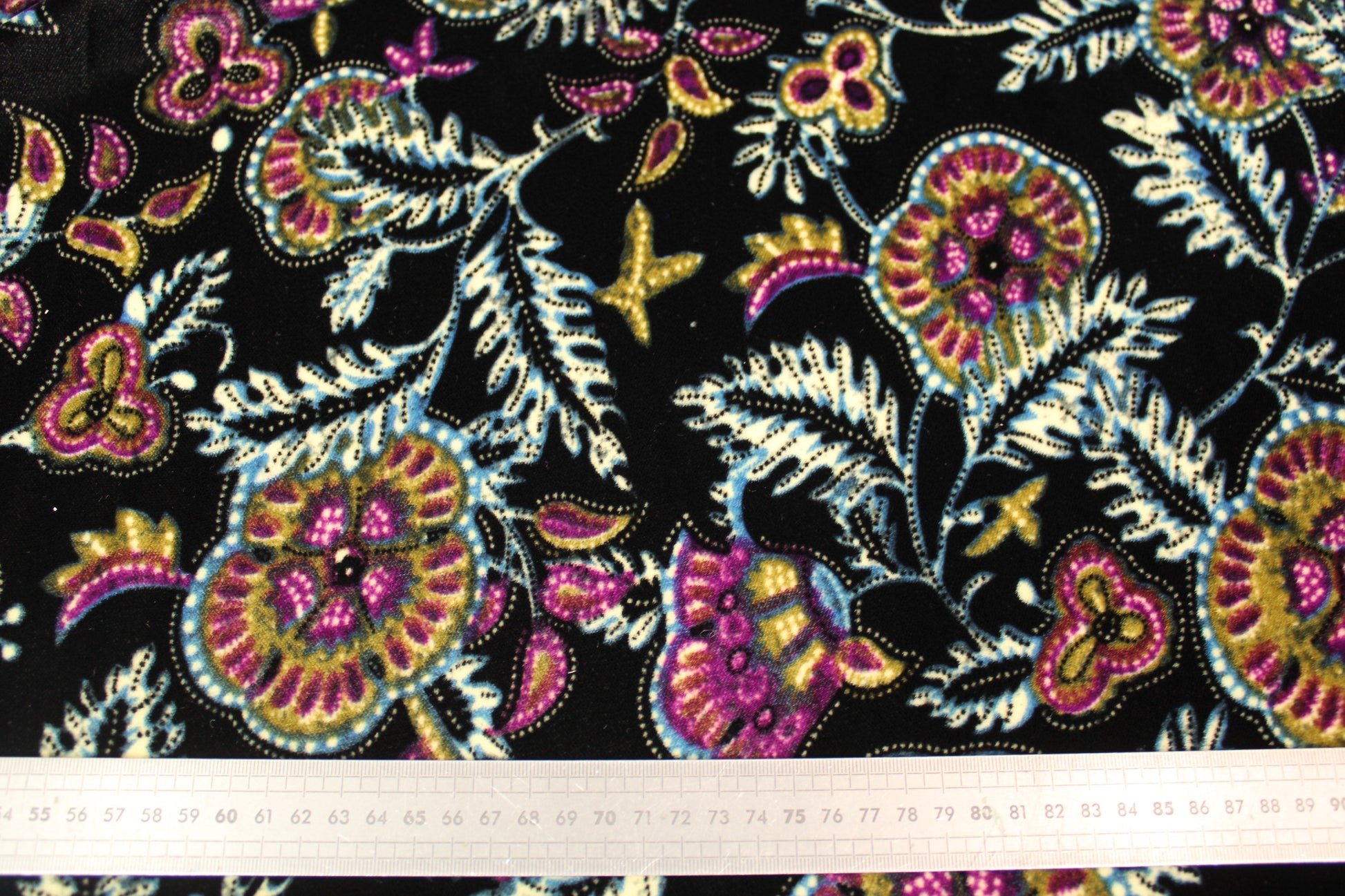 Tissu velours viscose - imprimé fleur cachemire - photo 3/4 | So Tissus