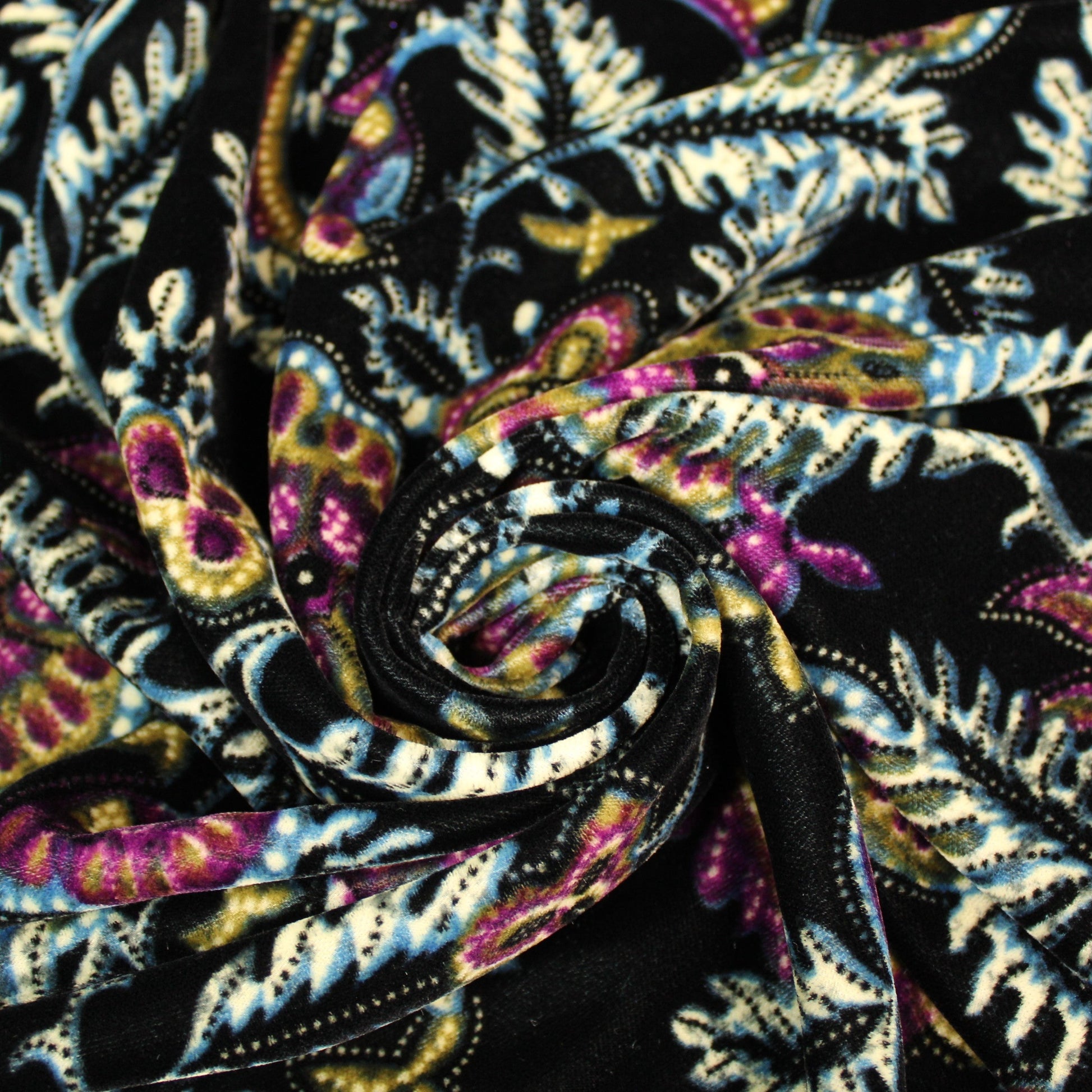 Tissu velours viscose - imprimé fleur cachemire - photo 1/4 | So Tissus