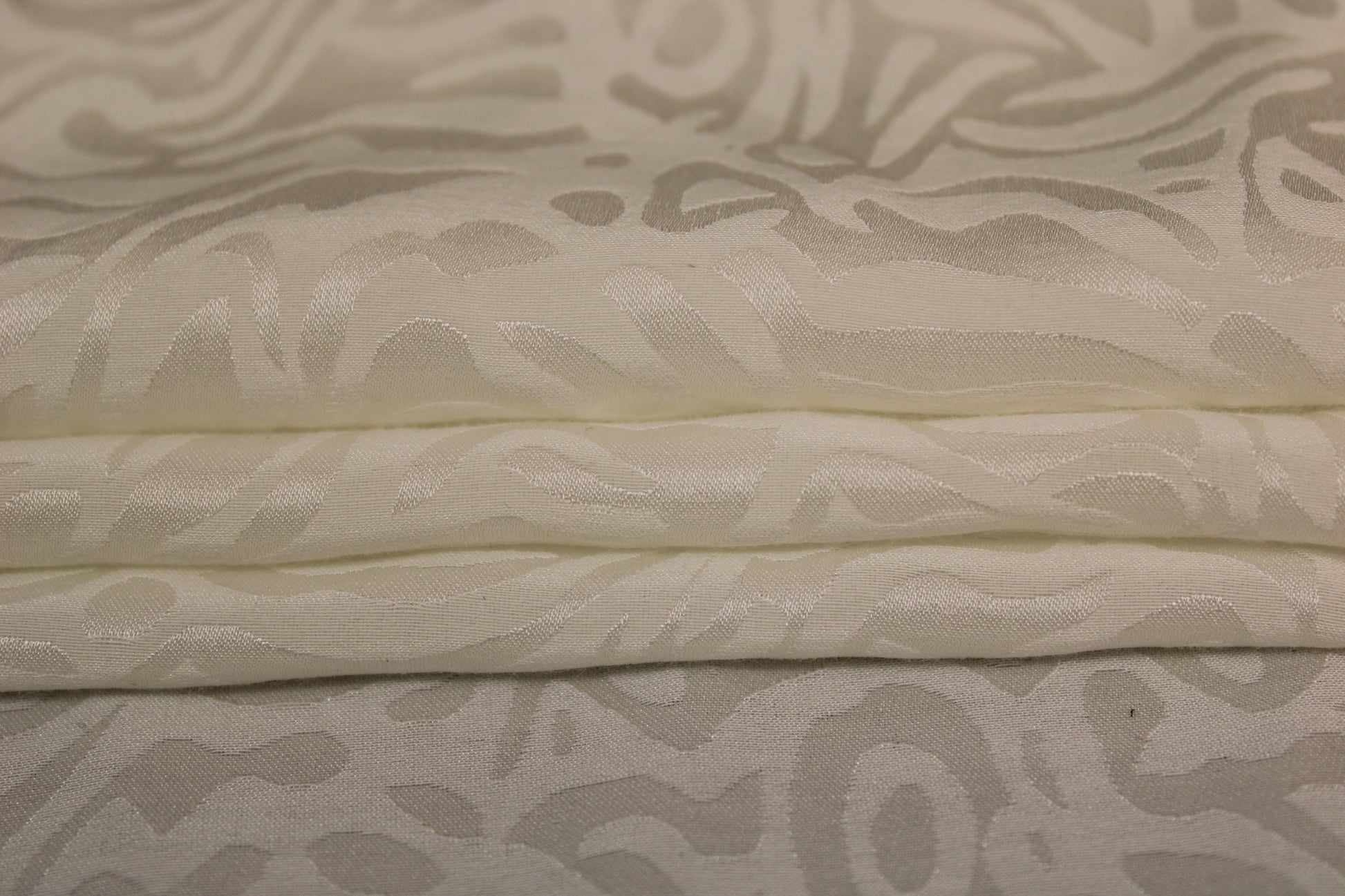 Tissu coton et soie - motif zébré - blanc - photo 2/3 | So Tissus