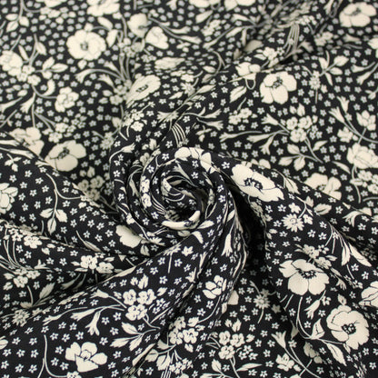 Tissu crêpe viscose - imprimé fleuri - noir et blanc - photo 1/4 | So Tissus