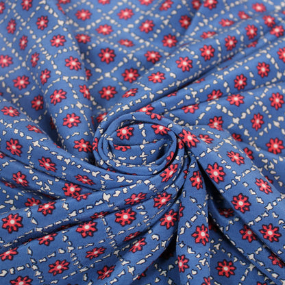 Tissu crêpe de chine 100% soie - imprimé fleurs géométriques - ton bleu roi - photo 1/4 | So Tissus