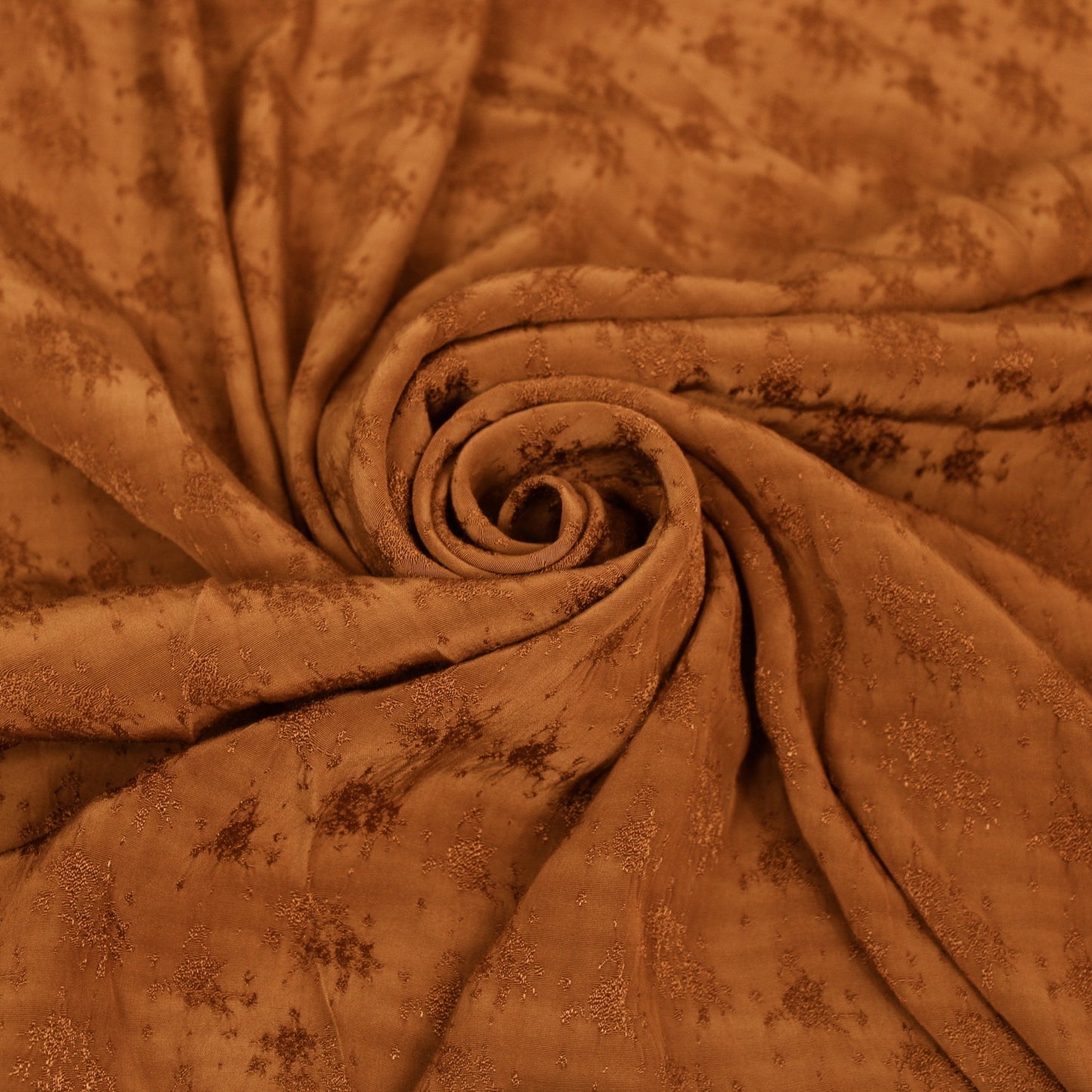 Tissu viscose - motif brodé - terracotta - photo 1/4 | So Tissus