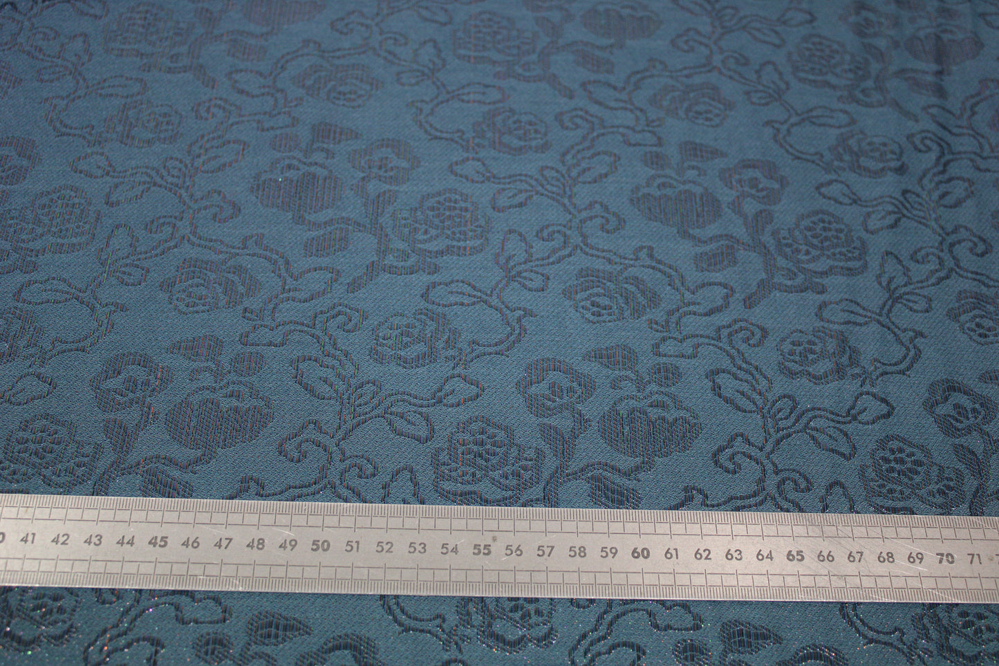 Tissu brocart - imprimé fleur - ton bleu pétrole - photo 4/4 | So Tissus