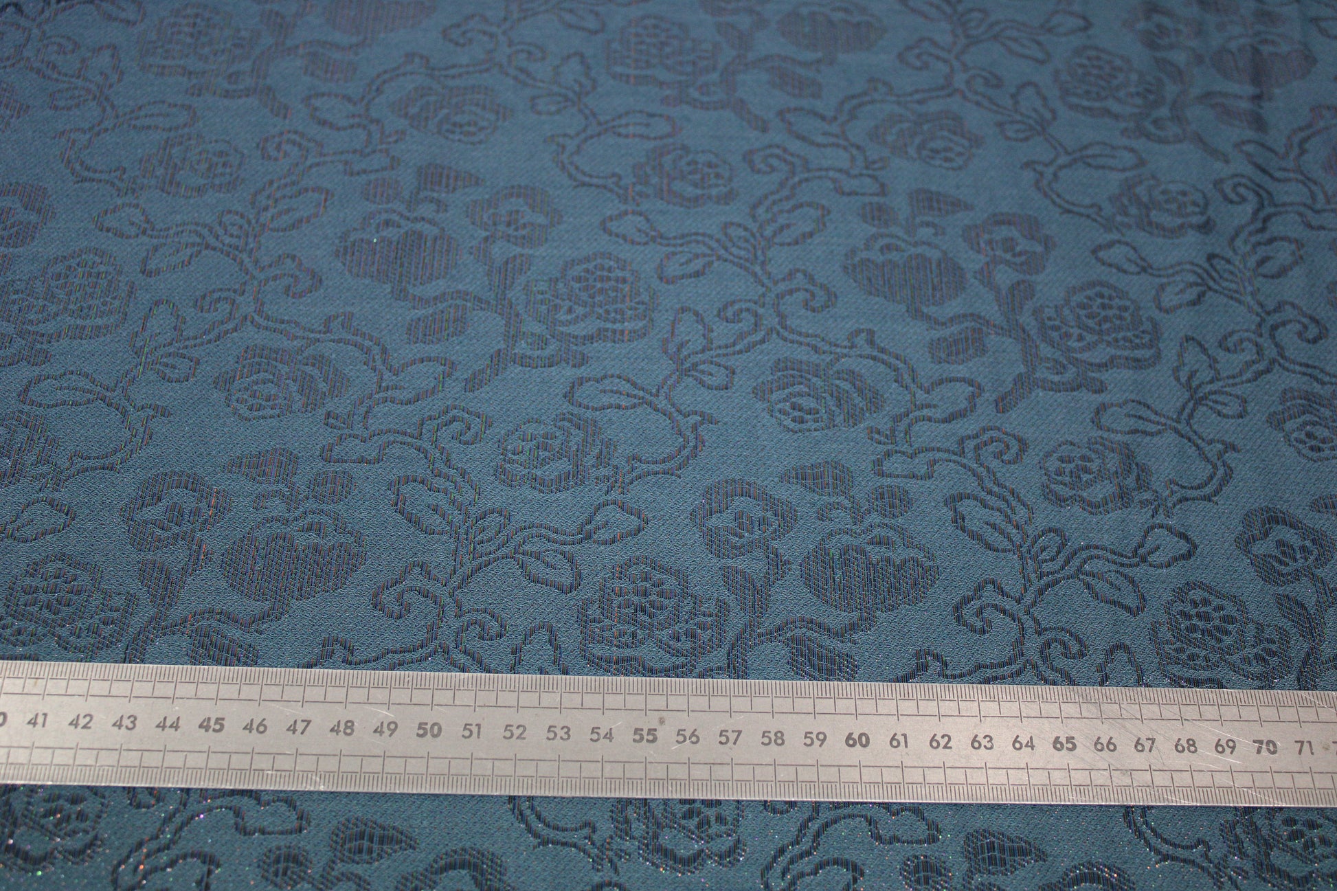 Tissu brocart - imprimé fleur - ton bleu pétrole - photo 4/4 | So Tissus