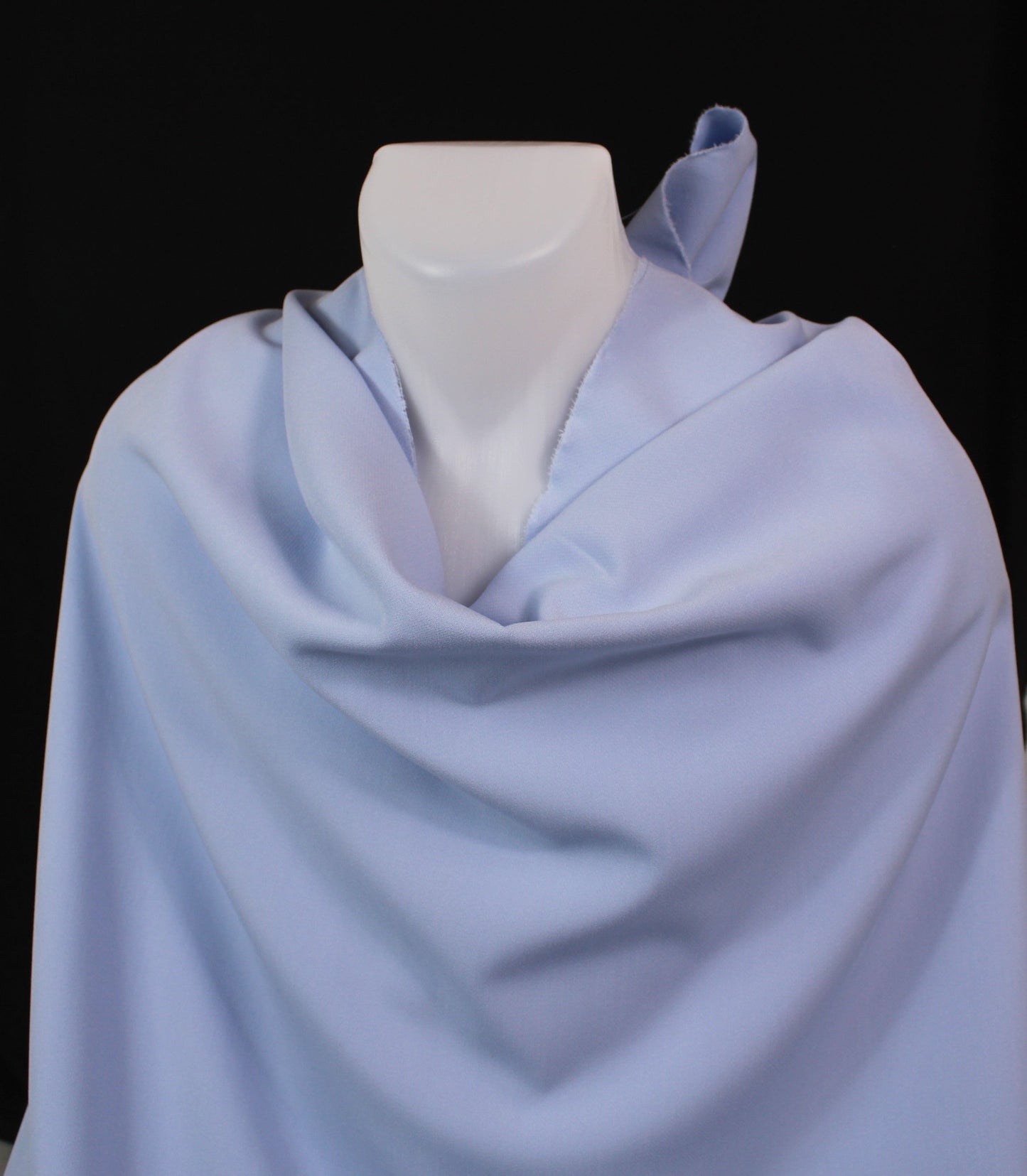 Tissu crêpe lourd - bleu ciel - photo 4/4 | So Tissus