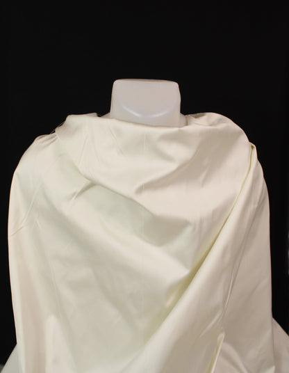 Tissu satin duchesse - ivoire - photo 4/4 | So Tissus