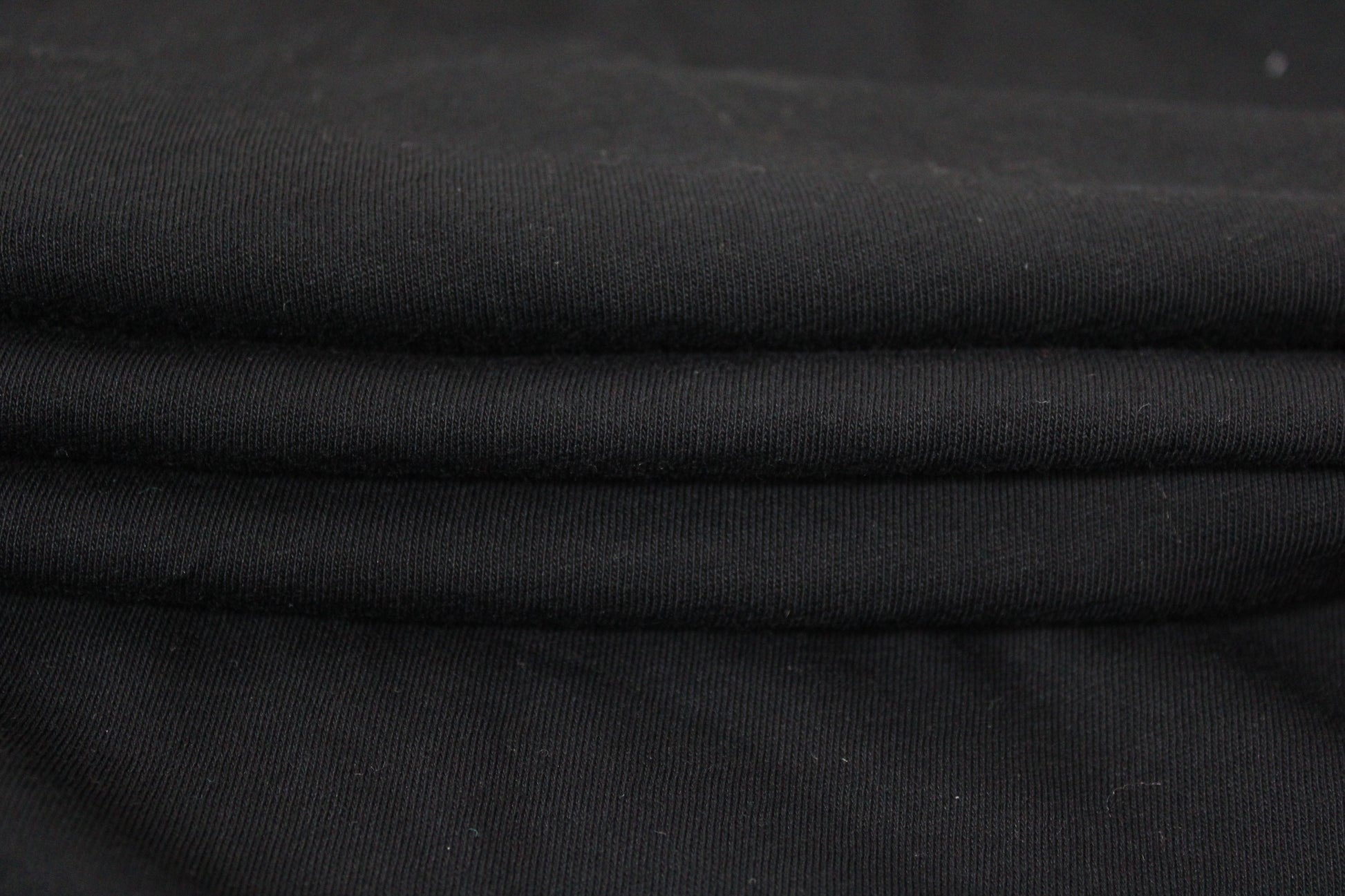 Tissu maille jersey coton  viscose - noir - photo 2/4 | So Tissus