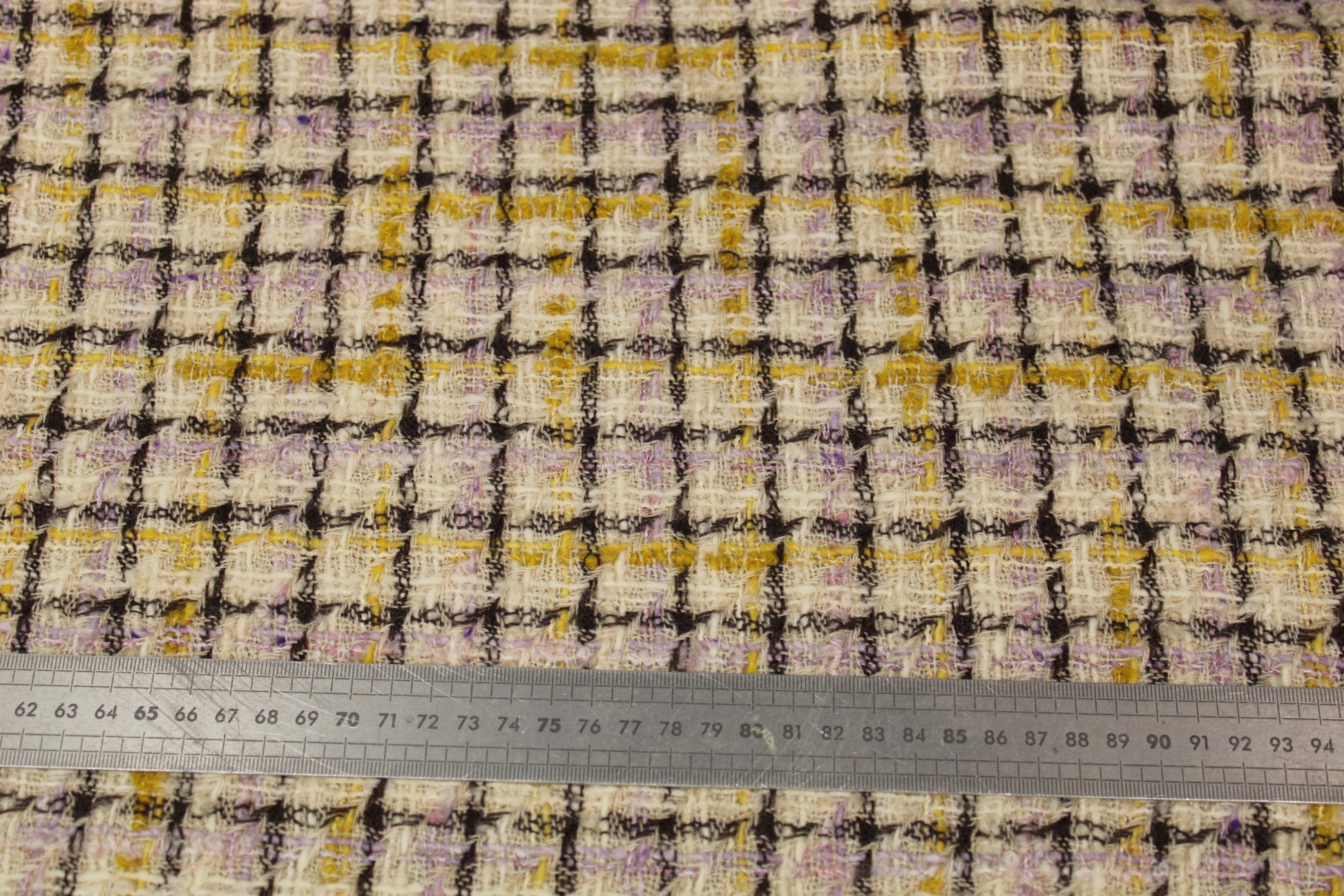Tissu tweed de laine - à carreaux - ton écru - photo 4/5 | So Tissus