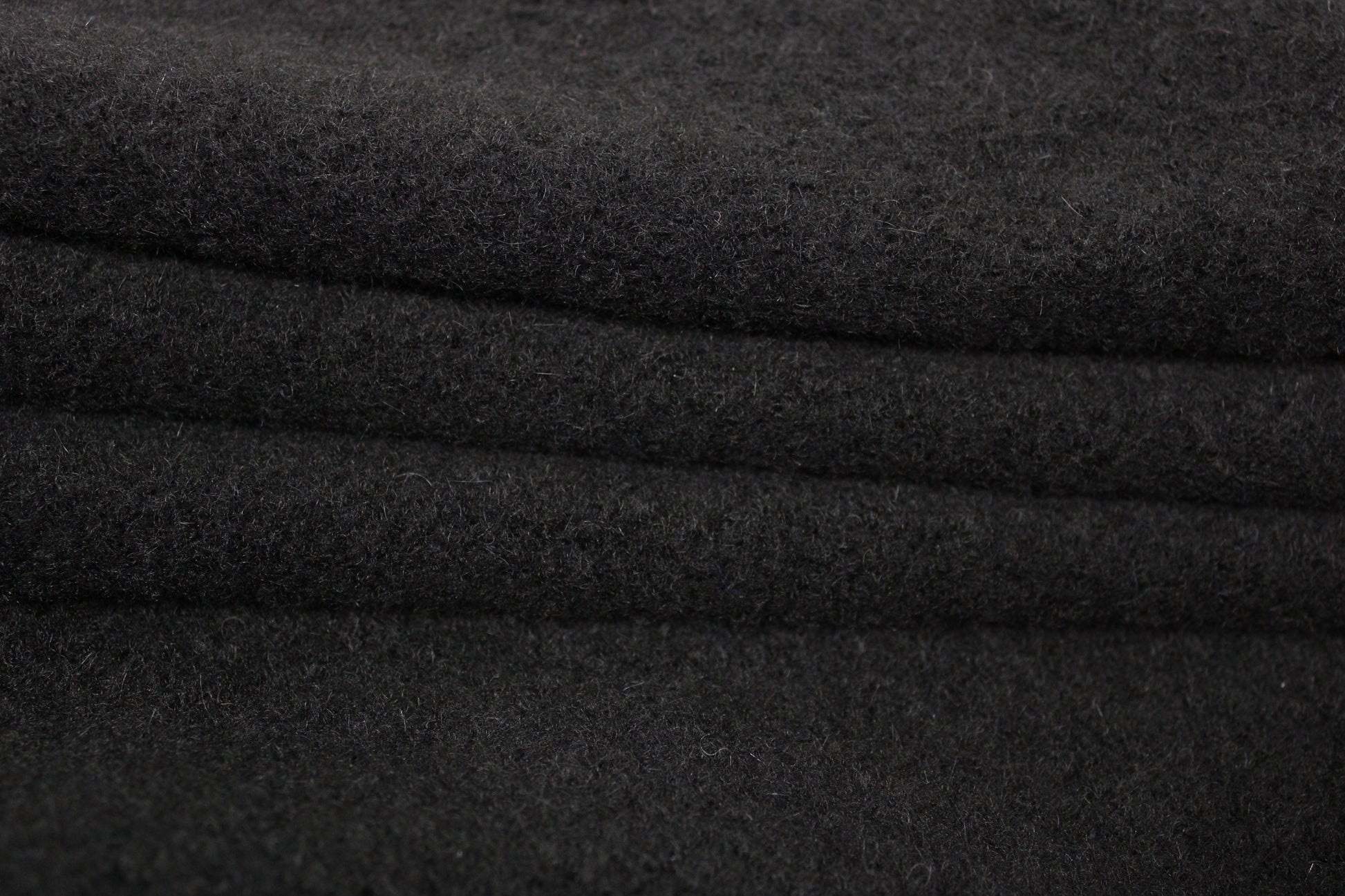 Tissu lainage alpaga duveteux - noir - photo 2/4 | So Tissus