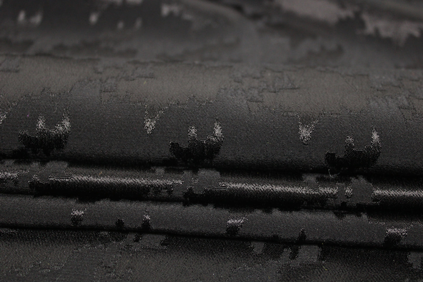 Tissu jacquard - imprimé pied de poule ton sur ton - noir - photo 2/5 | So Tissus