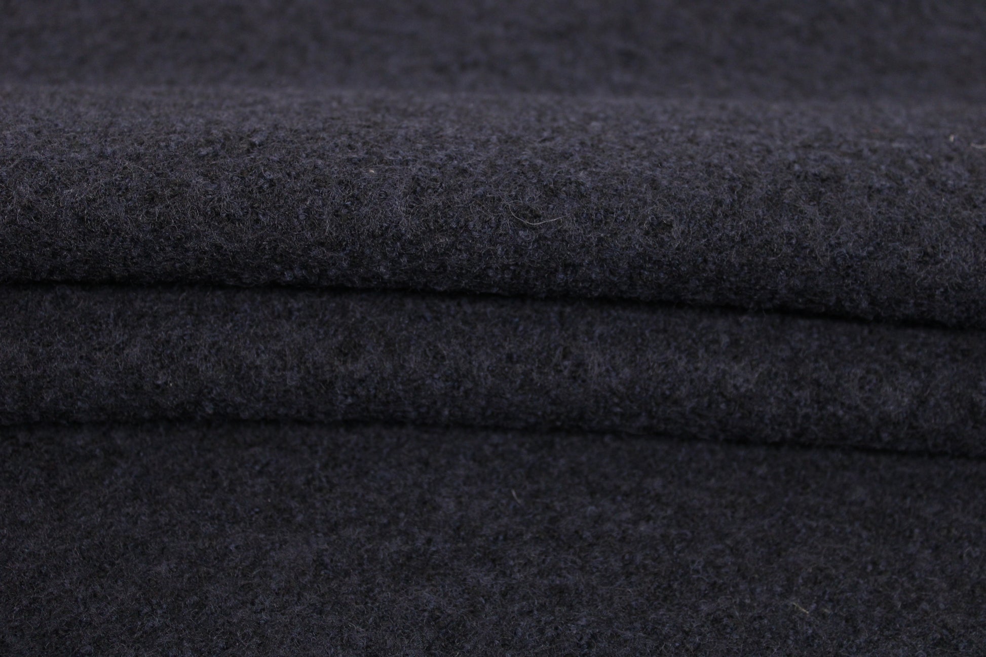 Tissu laine bouillie bouclette - bleu marine foncé - photo 2/4 | So Tissus
