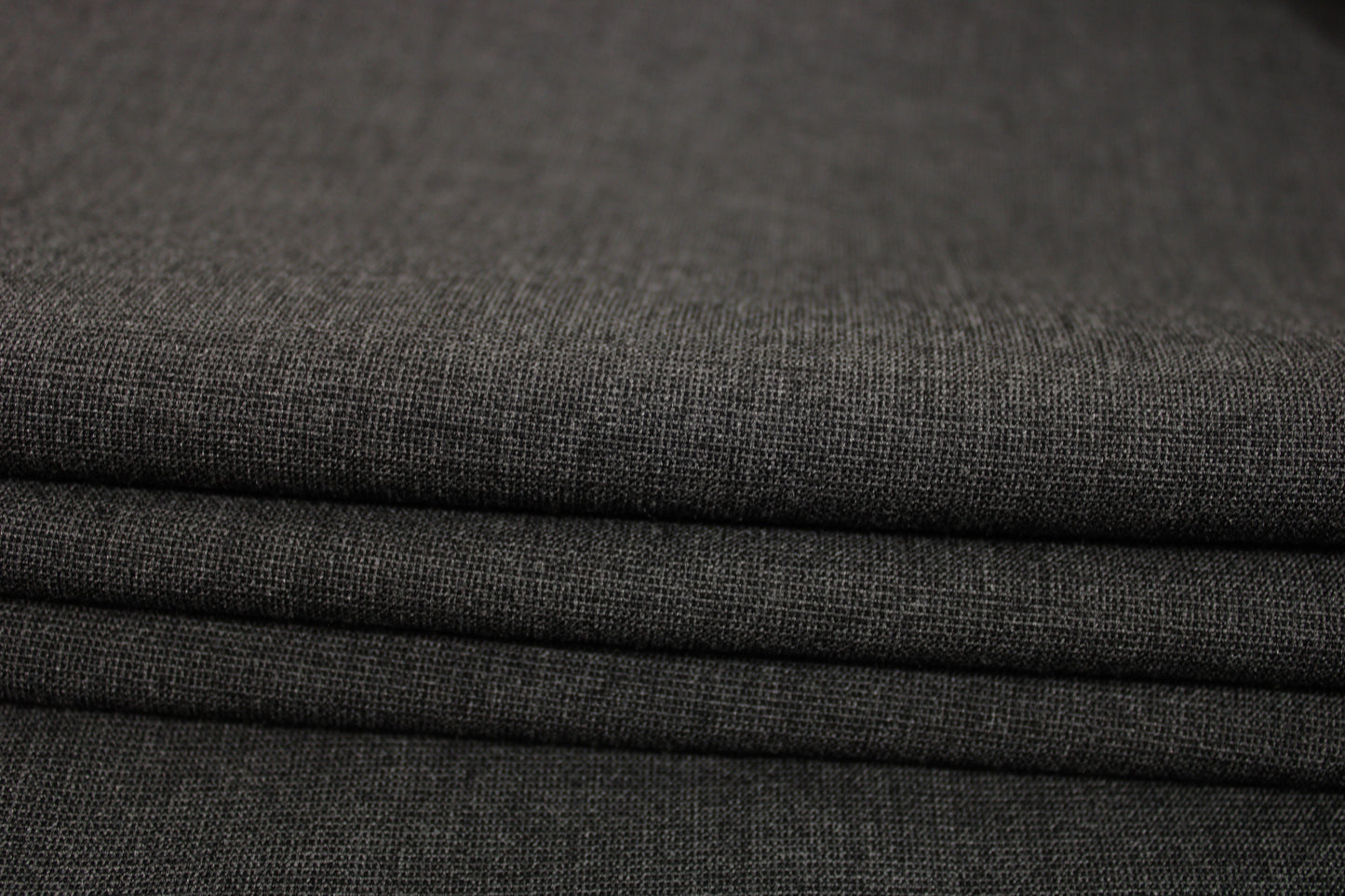 Tissu crêpe lourd - gris anthracite - photo 2/4 | So Tissus
