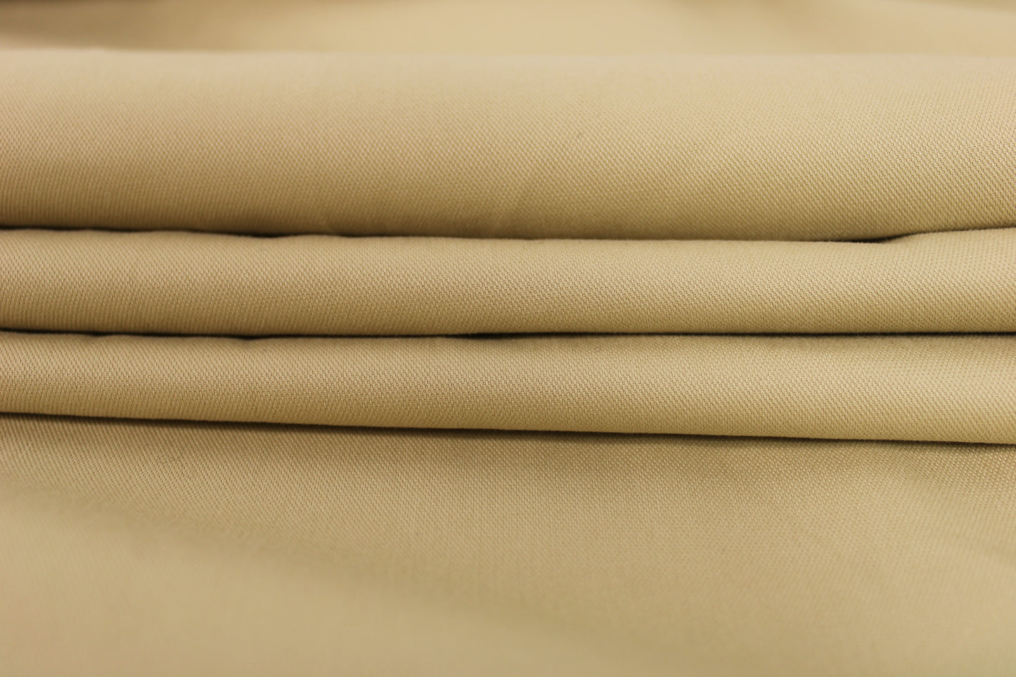 Tissu gabardine de coton stretch - beige - photo 2/4 | So Tissus