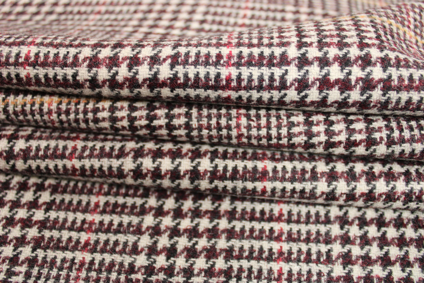 Tissu drap de laine double face - ton ecru et bordeaux - photo 3/10 | So Tissus