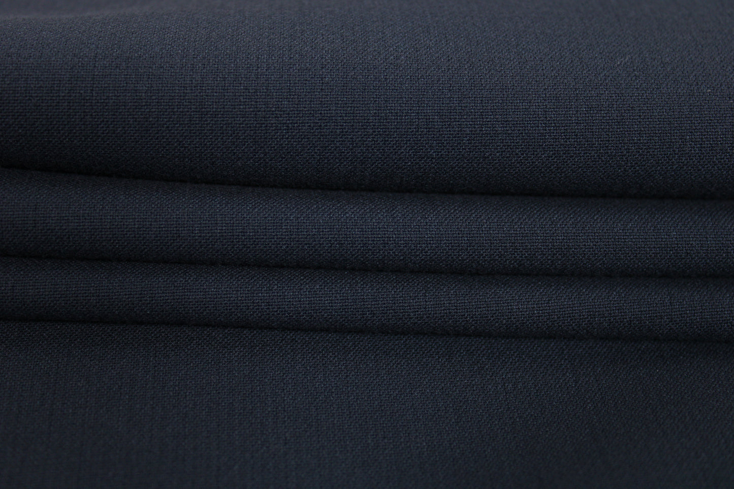 Tissu crêpe lourd - bleu marine - photo 2/4 | So Tissus