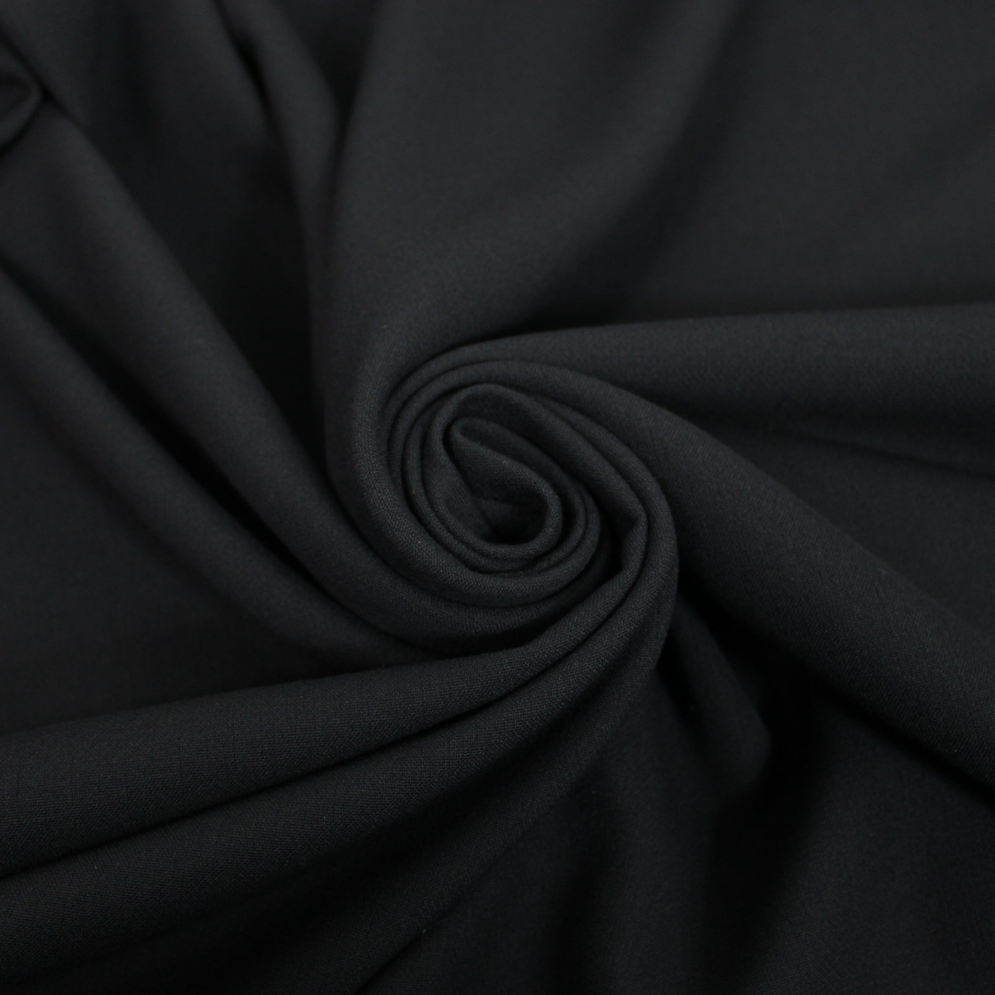 Tissu crêpe lourd - noir - photo 1/4 | So Tissus