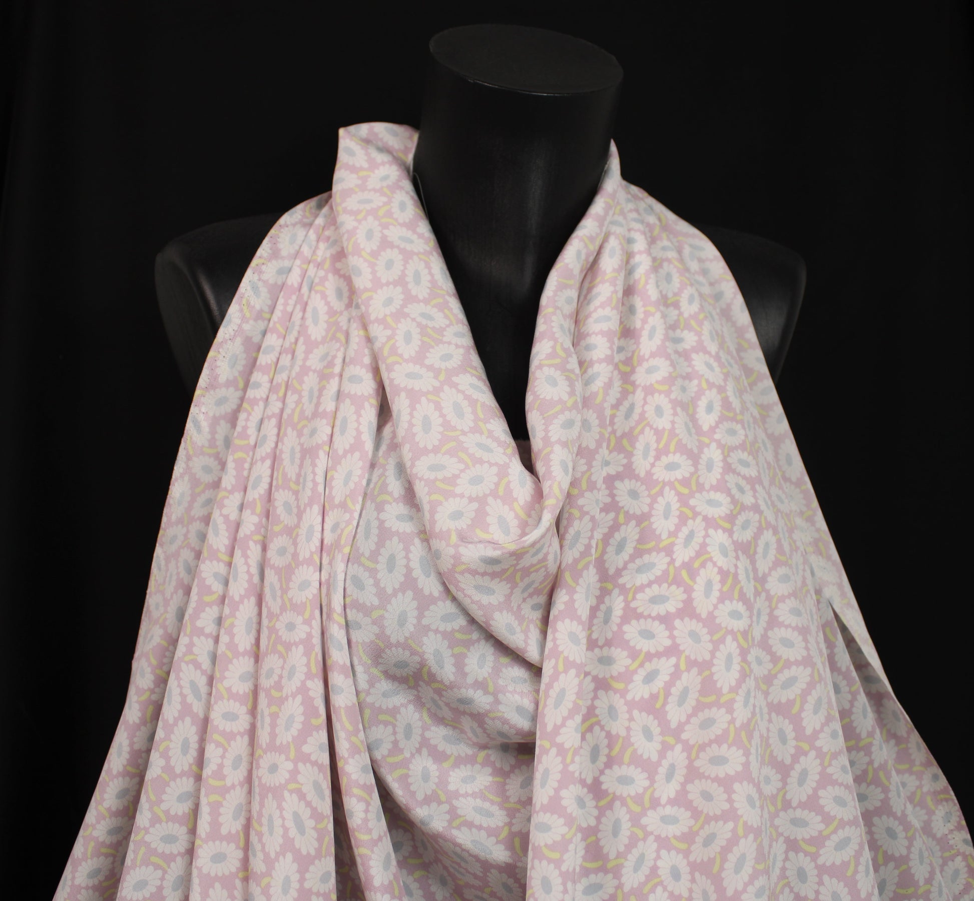 Tissu crêpe de chine 100% soie - imprimé marguerite - photo 4/5 | So Tissus