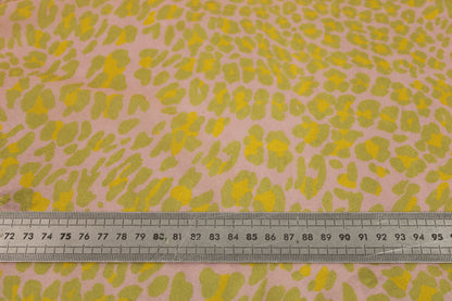 Tissu crêpe georgette  - imprimé tacheté - ton rose - photo 5/5 | So Tissus