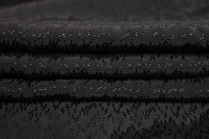 Tissu viscose - effet brodé - noir - photo 2/4 | So Tissus