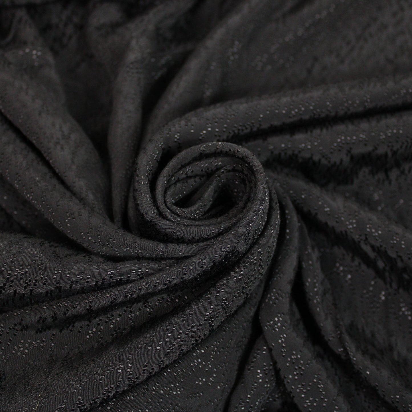 Tissu viscose - effet brodé - noir - photo 1/4 | So Tissus