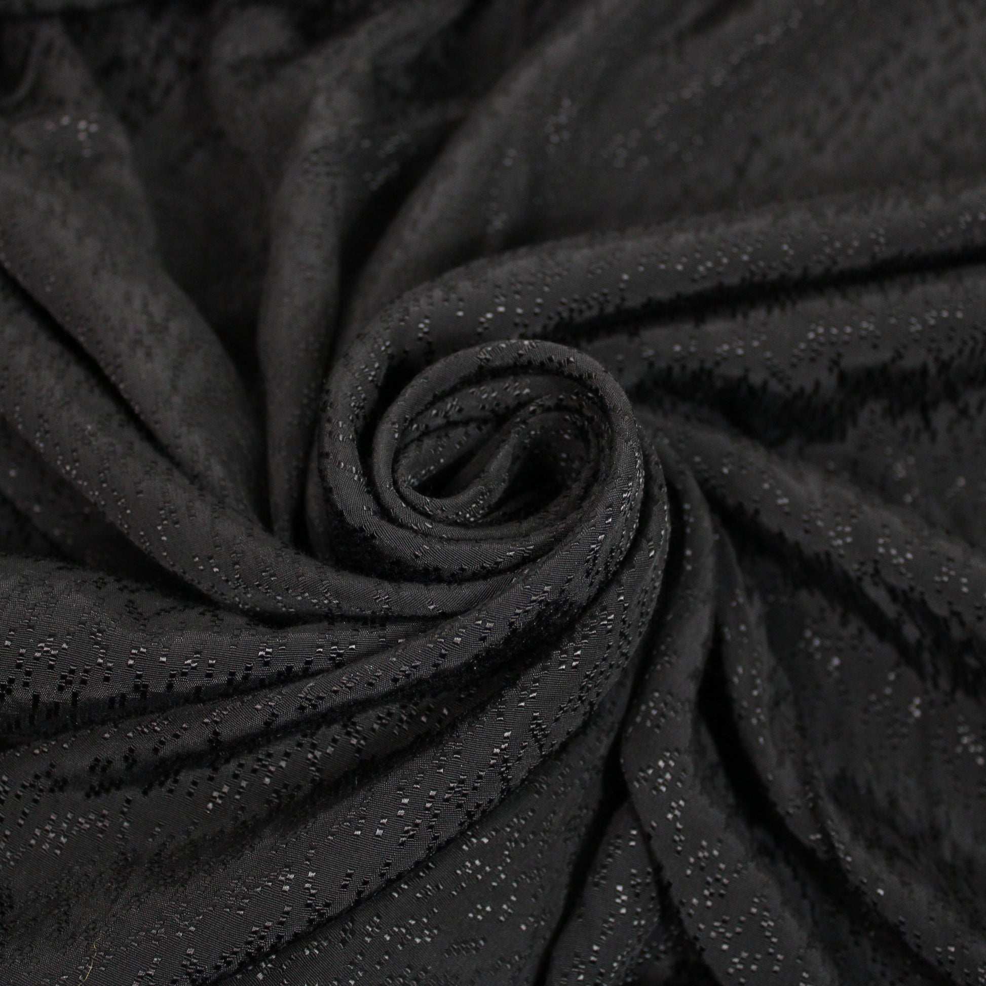 Tissu viscose - effet brodé - noir - photo 1/4 | So Tissus